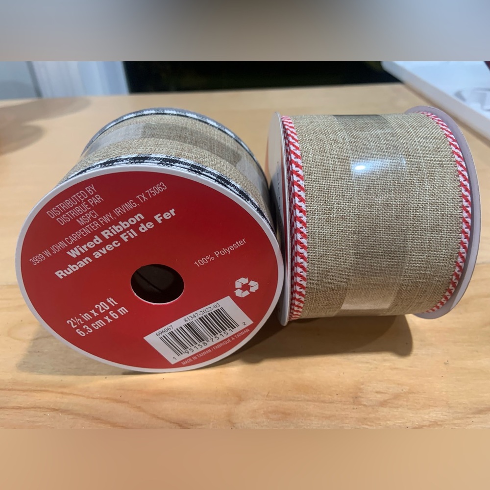 2 ribbons